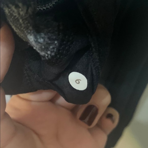 Lululemon tank - Picture 5 of 5